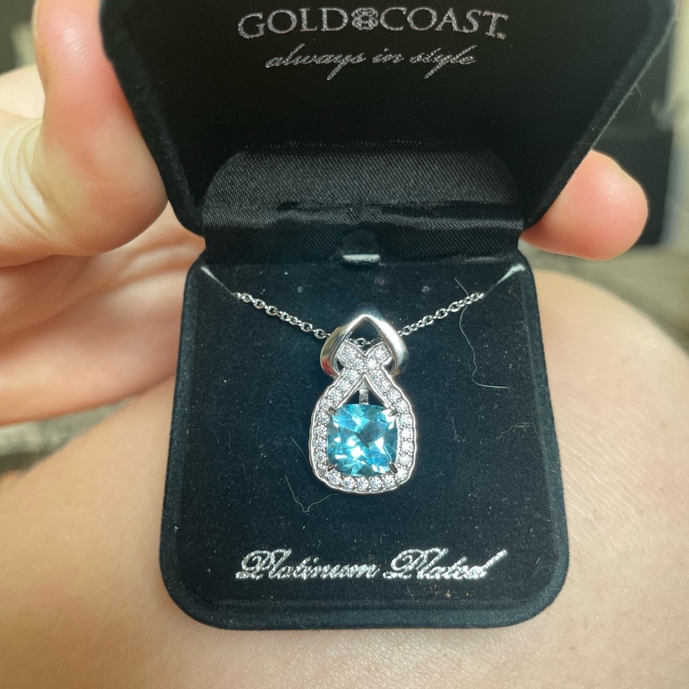 Silver and Blue Pendant Necklace